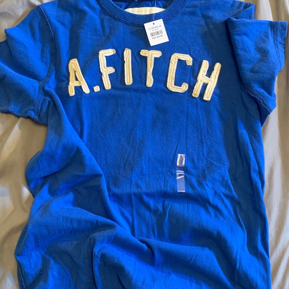 New!! Abercrombie &Fitch TShirt